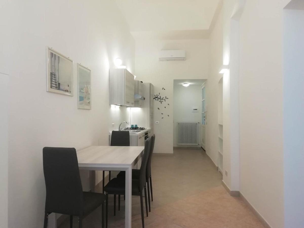 Mistrangelohome 5 - Appartamento In Pieno Centro Savona Exterior foto